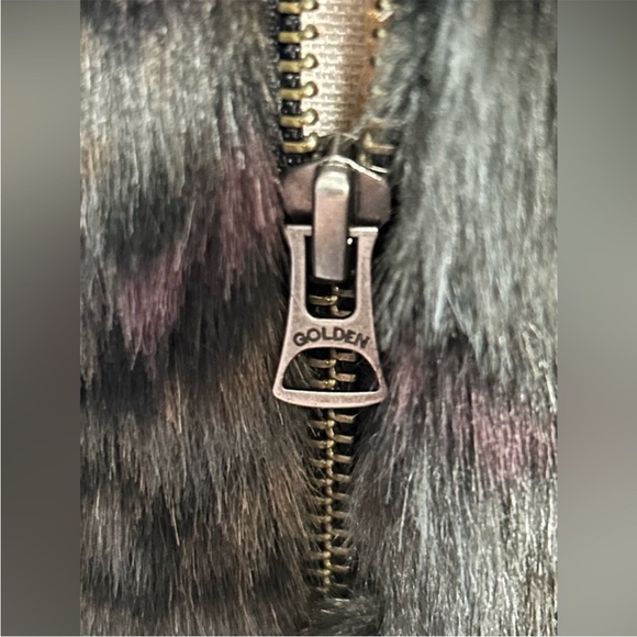 Mahoney Faux Fur Bomber Jacket Aritzia Golden by TNA - Size L - Picture 9 of 15